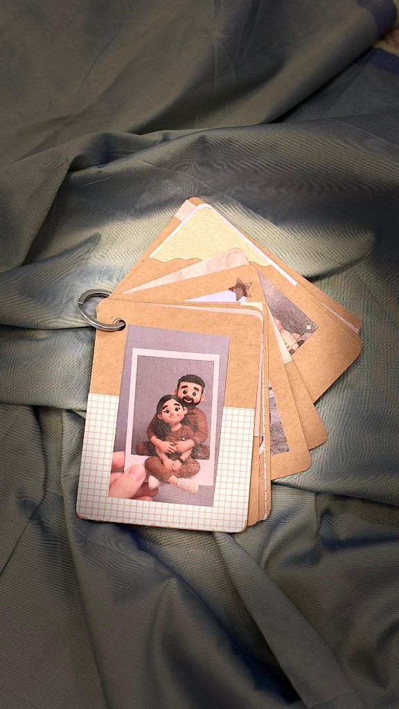 Mini Ring Photo Album